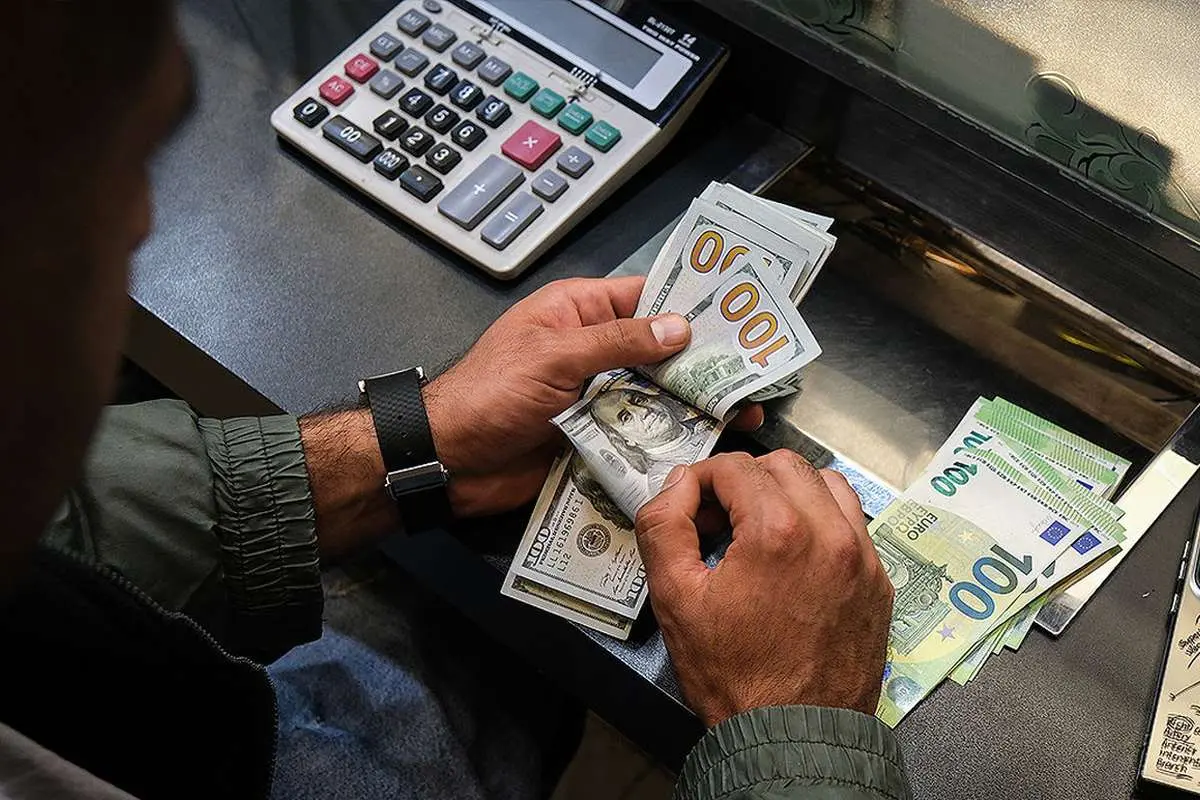 حباب درهم و تتر میاندار معاملات ارز و سکه