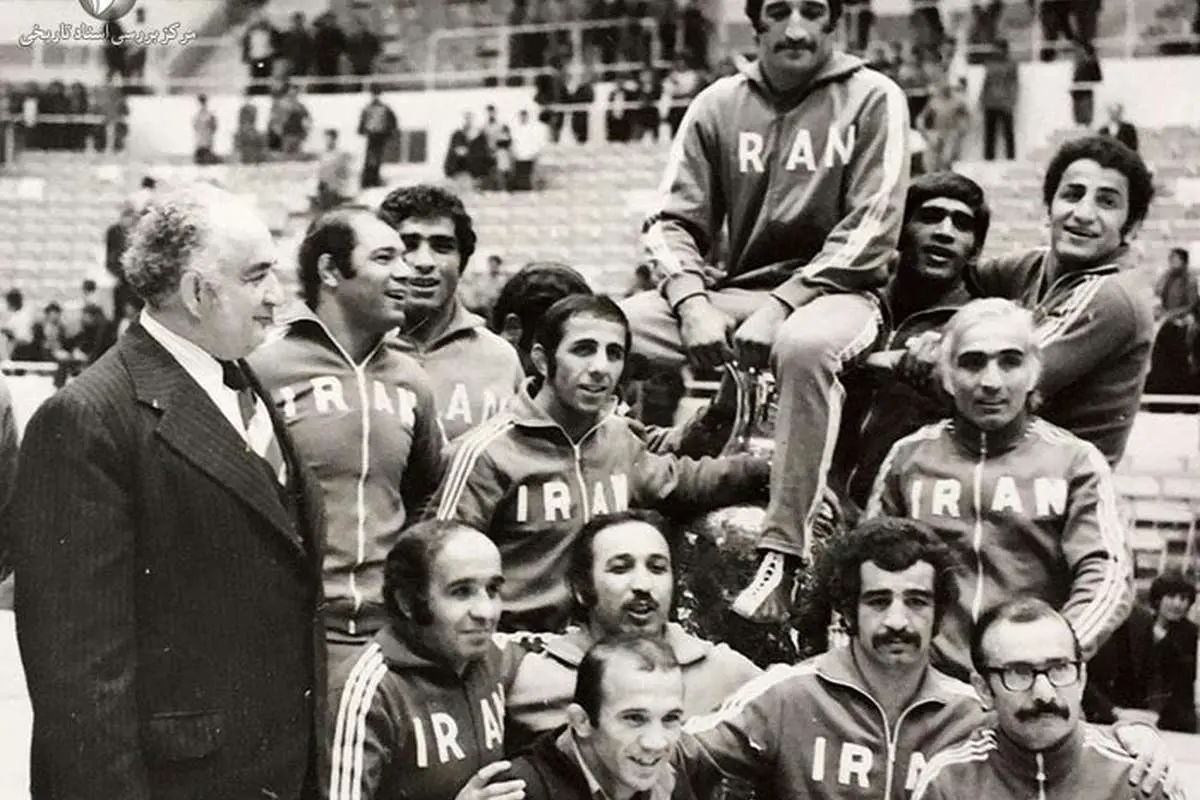 عصیان دستهجمعی تیم ملی کشتی ایران