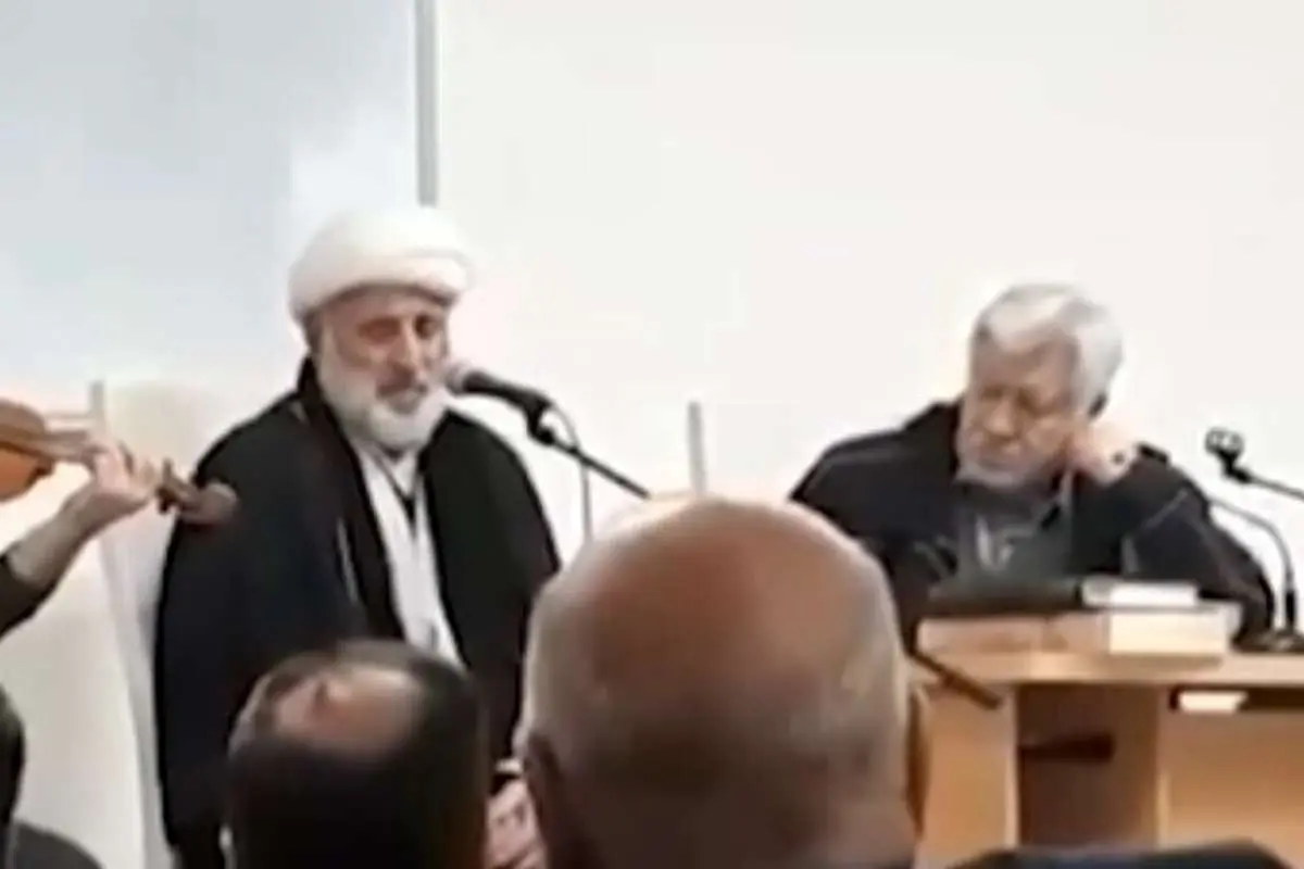 (ویدیو) آوازخوانی یک روحانی با ویولن