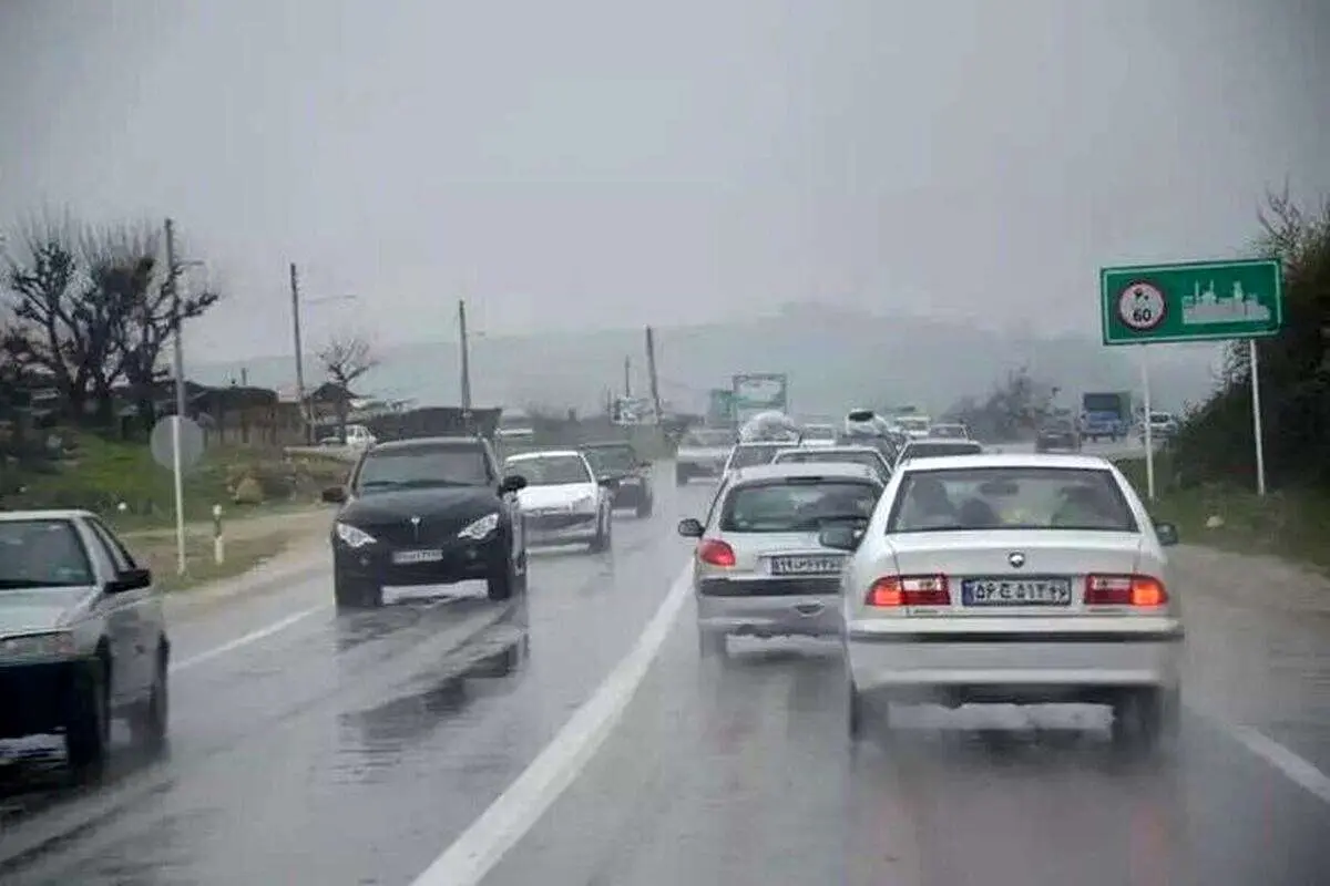 هشدار؛ بارش باران در جادههای ۱۳ استان