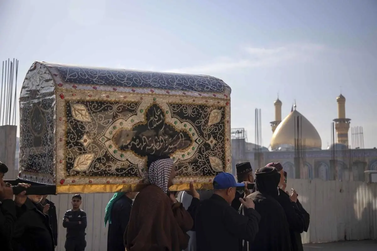(تصاویر) تشییع نمادین پیکر حضرت زهرا(س)
