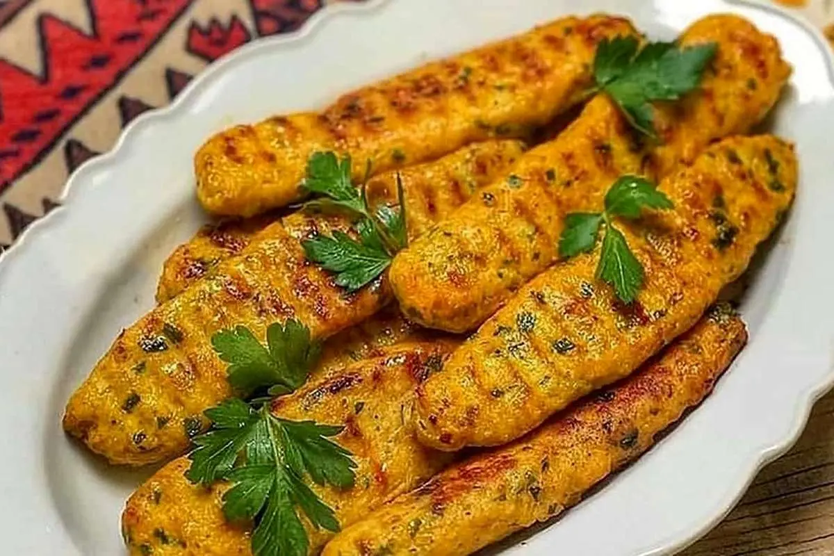 (ویدئو) دستور پخت جدید و آسان: کباب کوبیده مرغ تابهای به روشی متفاوت