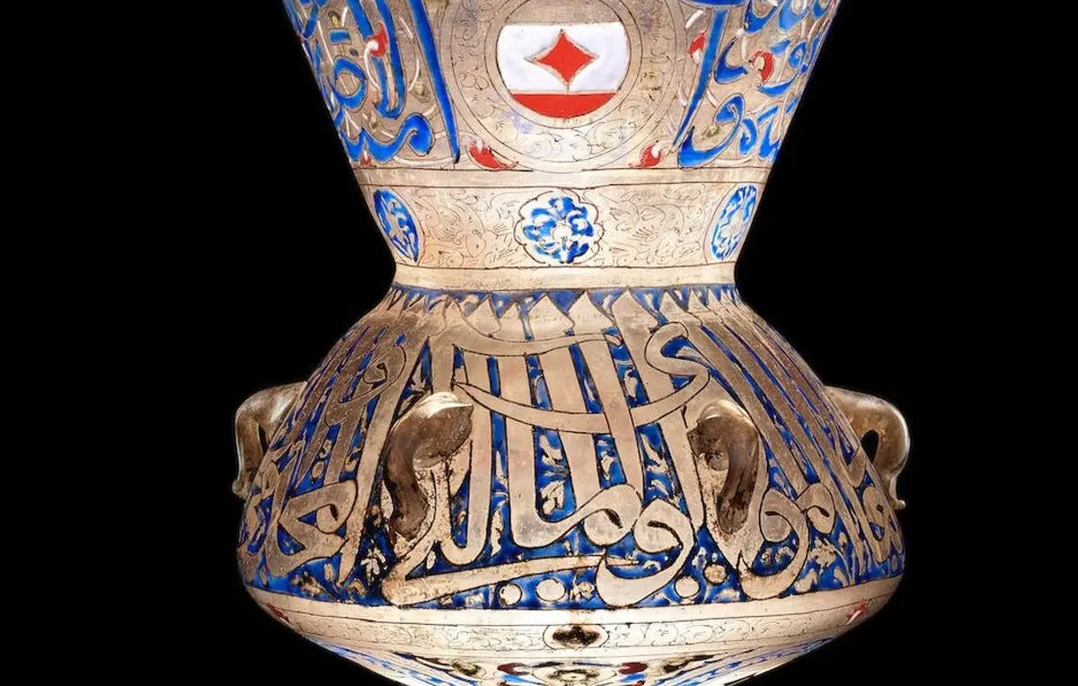 قیمت خارق‌العادۀ «چراغ مسجد» رکورد آثار شیشه‌ای جهان را شکست