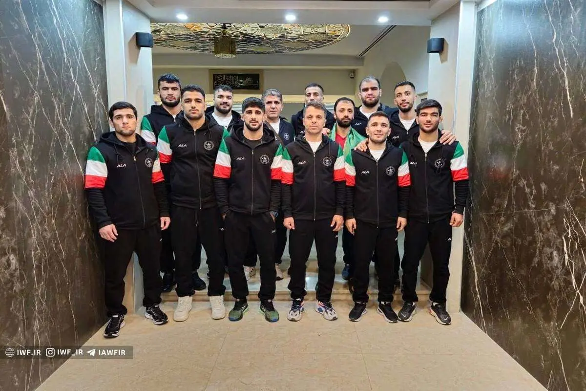 تیمهای کشتی آزاد و فرنگی ایران راهی روسیه شدند