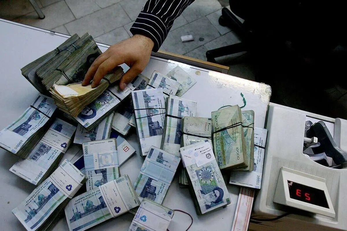 عضو کمیسیون اجتماعی: مجلس مخالف افزایش حقوق ۲۰درصدی است