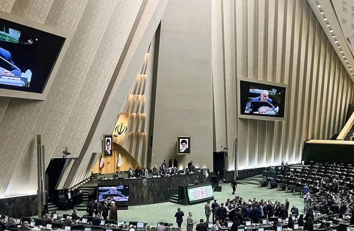 ۵ وزیر دولت به مجلس می‌روند