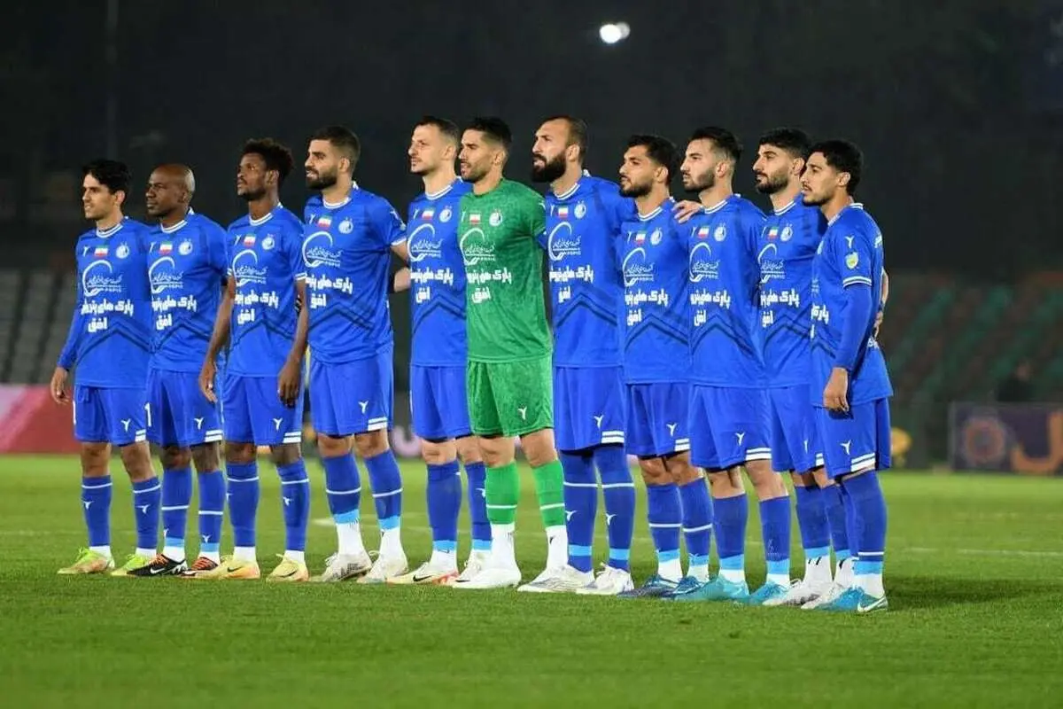 عادل فردوسی‌پور لیست مازاد استقلال را لو داد!