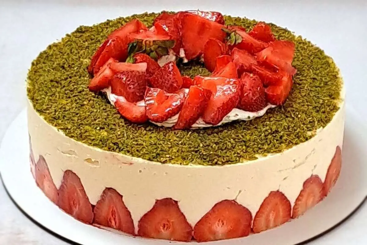 طرز تهیه کیک فرزیه، کیک خوشمزه و خاص فرانسوی
