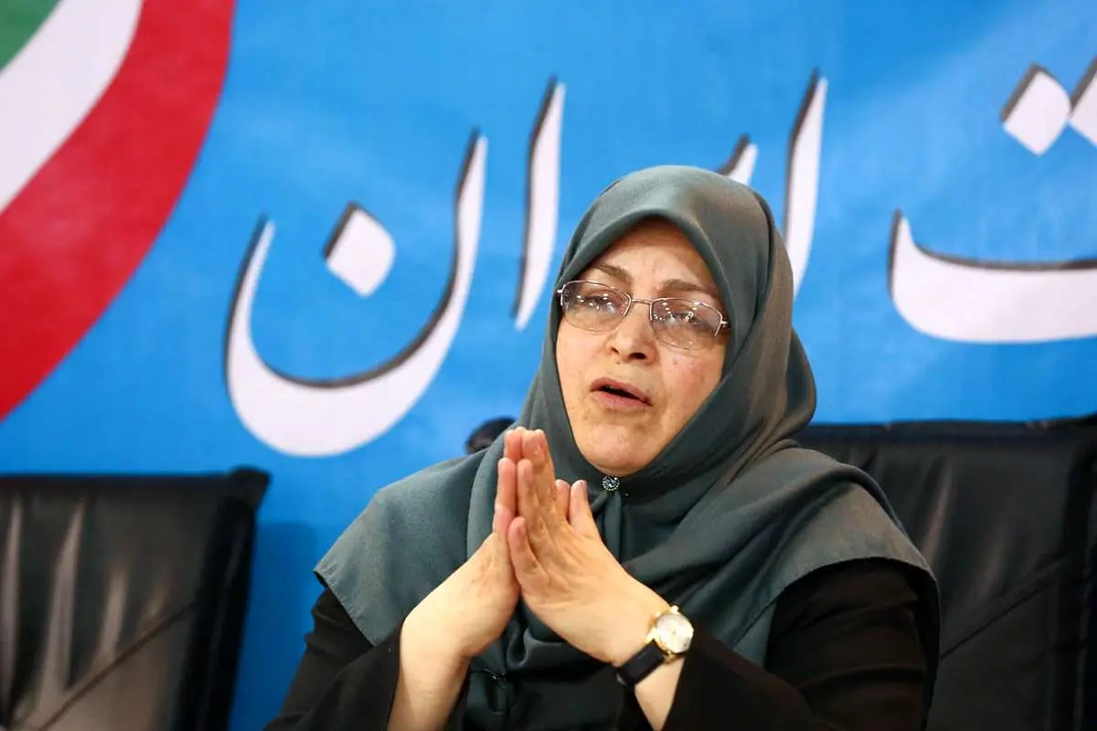انتقاد تند آذر منصوری از مجلس به خاطر رد فوریت اصلاح یک قانون