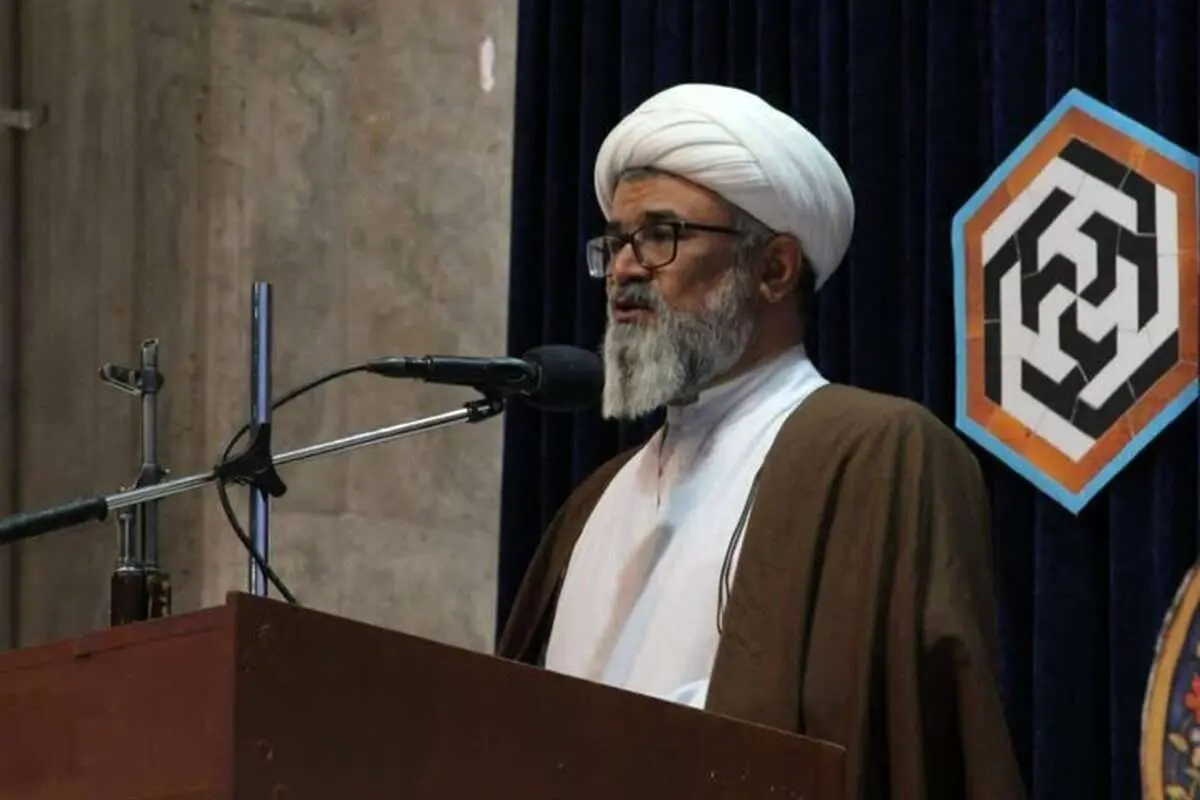 (ویدئو) درخواست امام جمعه پردیسان قم از رهبر انقلاب درباره فتوای هستهای