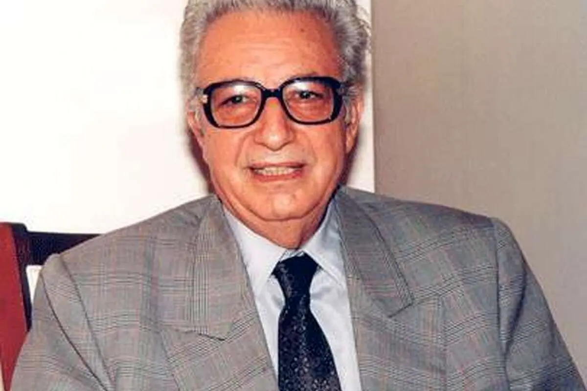 (تصویر) سال ۱۳۴۵؛ شهریاری، ریاضی دان سیاسی ایران