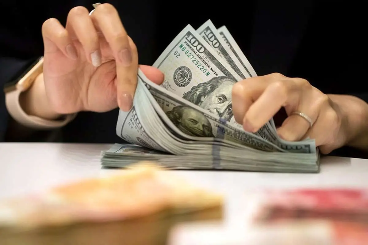شوک کاهشی دلار با آغاز مذاکرات