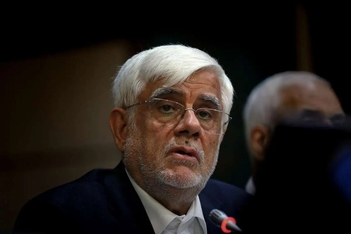 عارف: «آگاهانه» سکوت کردهایم