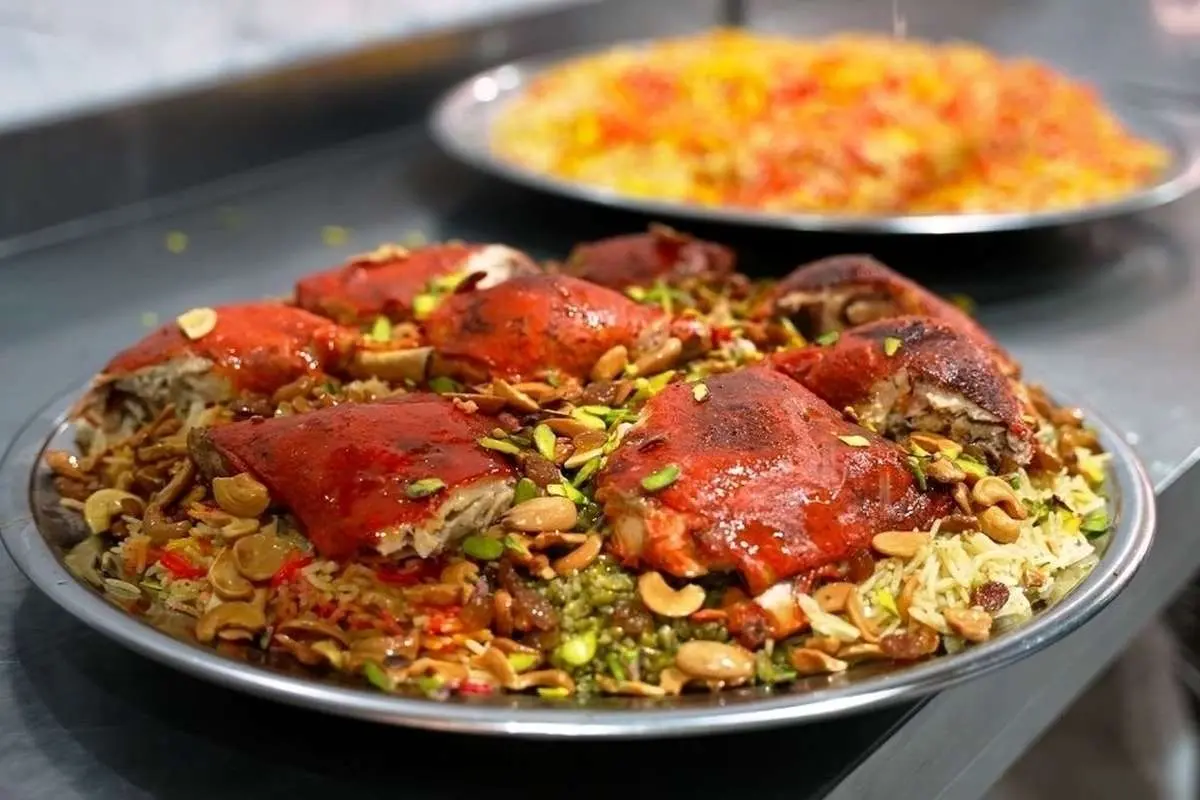 (ویدئو) تجربهای جدید از غذای خیابانی: مندی مرغ به روایت استانبول