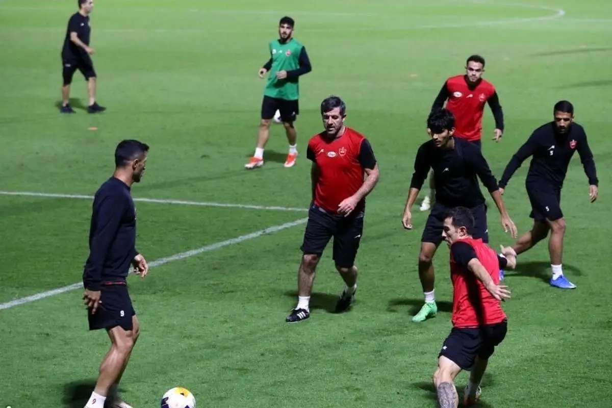 پرسپولیسیها منتظر بازگشت اورونوف