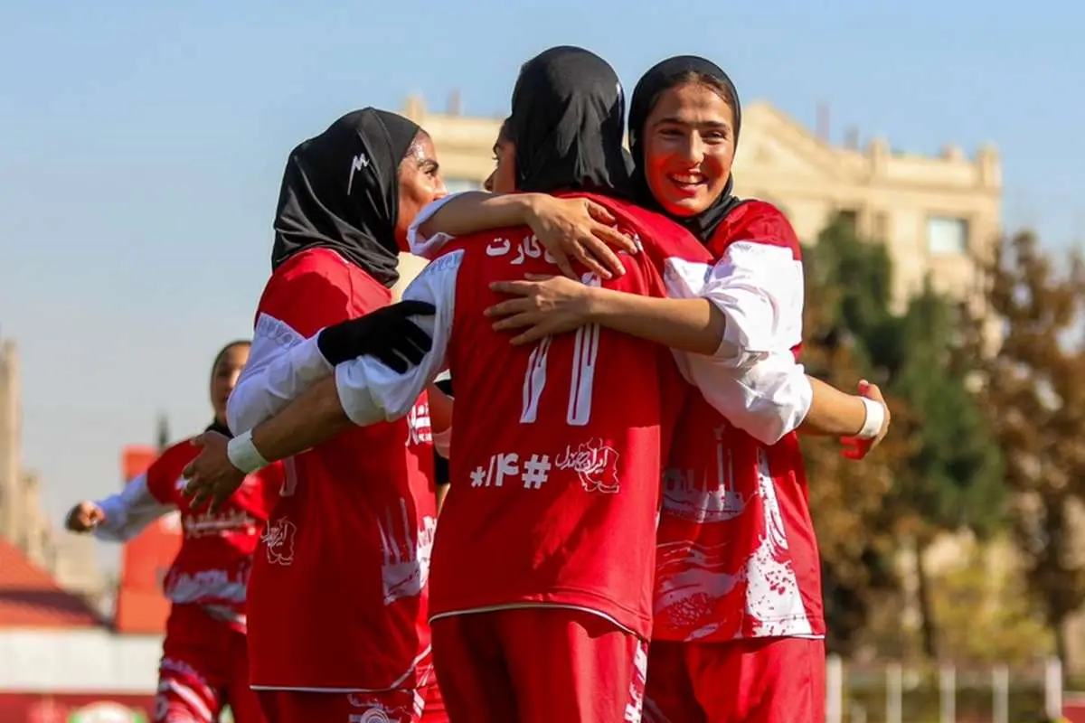 برد شیرین دختران پرسپولیس مقابل صدرنشین