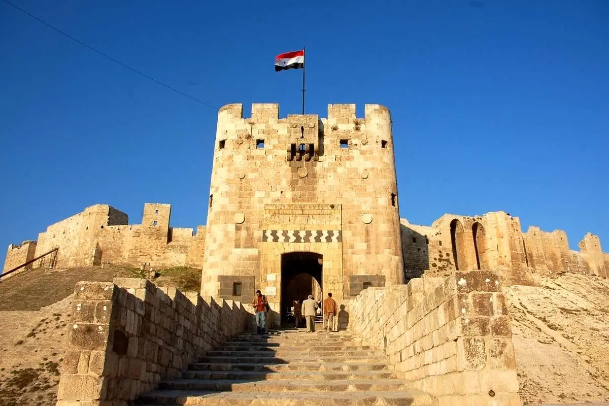 (ویدئو) شورشیها در قلعه تاریخی حلب