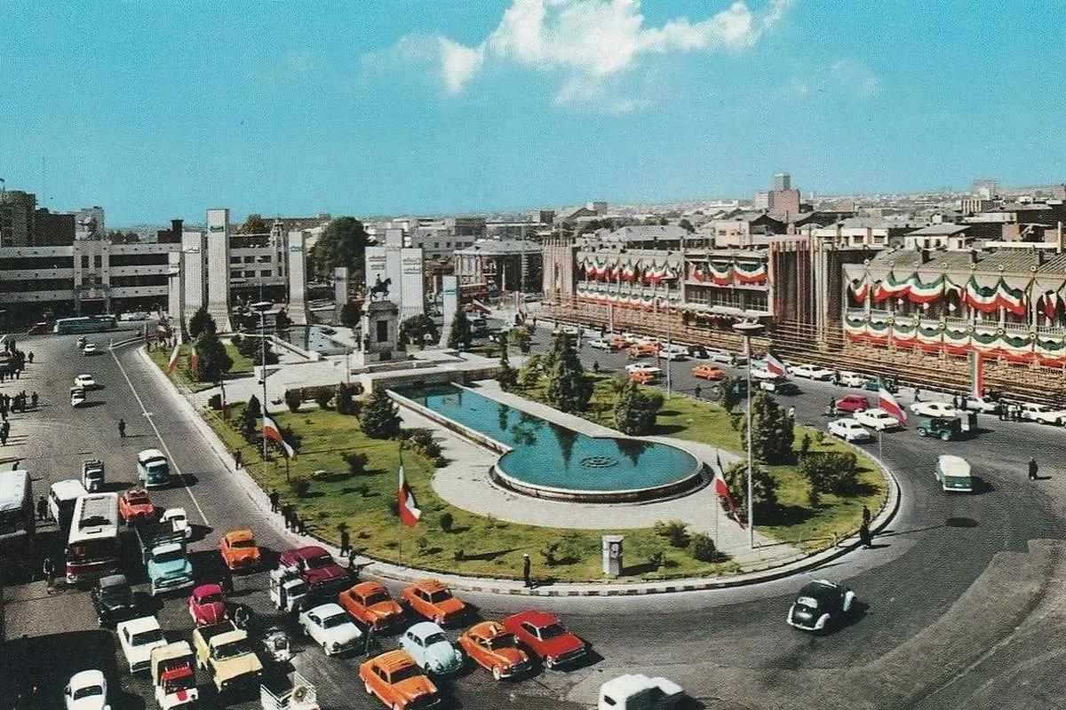 (ویدئو) میدان توپخانه تهران در گذر زمان