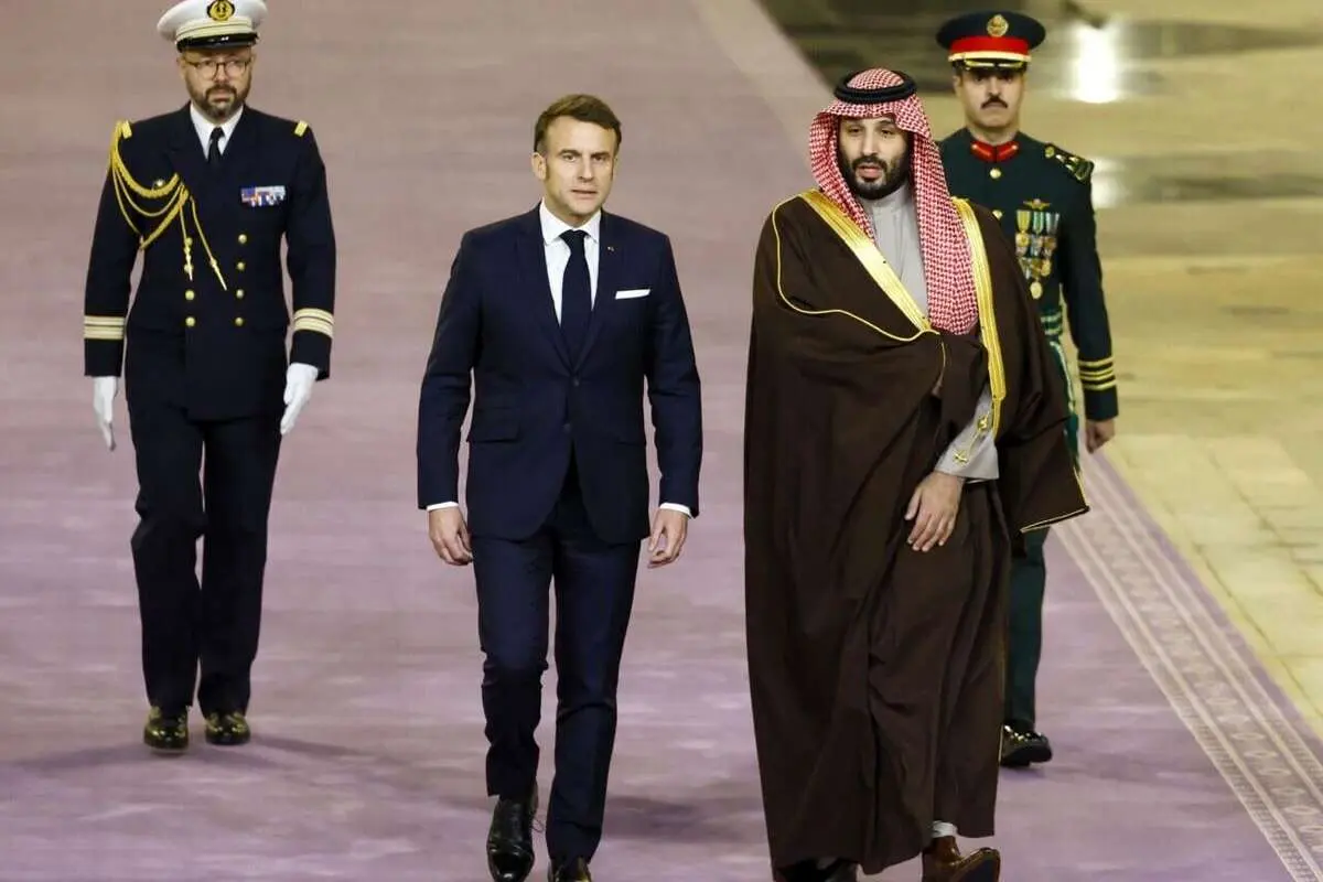 درخواست مشترک ماکرون و بنسلمان؛ رئیسجمهور جدید لبنان انتخاب شود