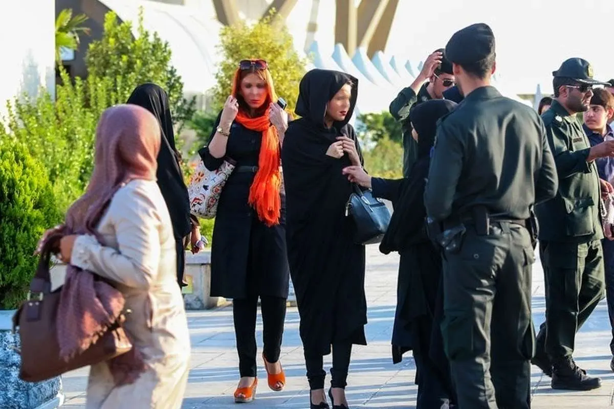 قانون عفاف و حجاب، جنگ ایرانی و افغانی راه میاندازد