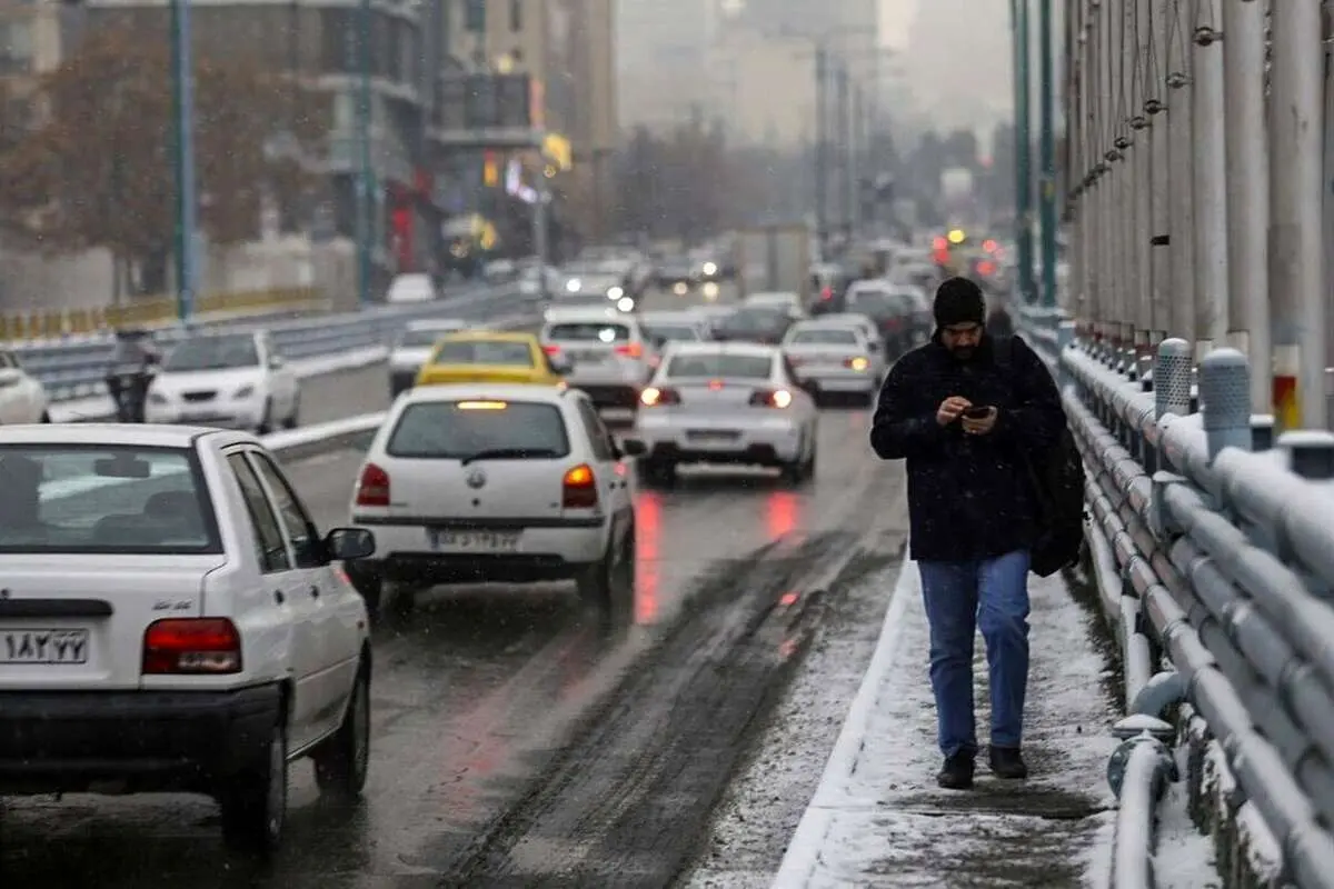 سرمای تهران کم میشود