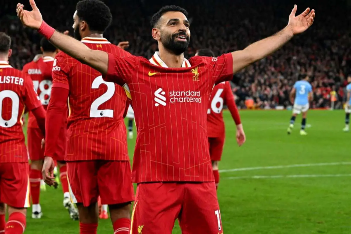 فشارها نتیجه داد؛ لیورپول با محمد صلاح و این ۲ ستاره تمدید میکند