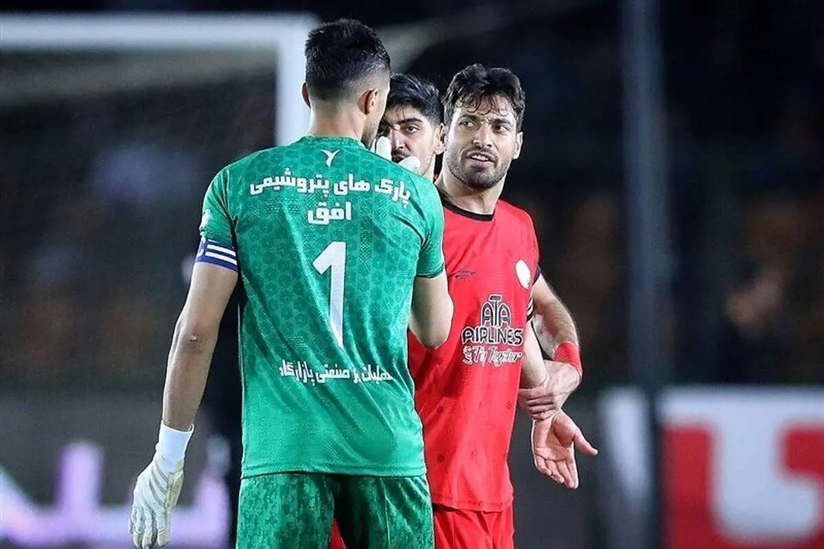 شوکه شدن شجاع خلیلزاده از هواداران تراکتور
