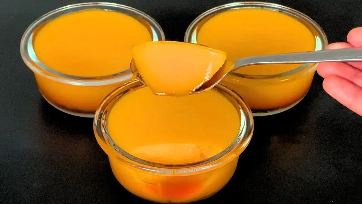 (ویدئو) طرز تهیه یک دسر خوشمزه آلمانی با شیر و کدوتنبل در ۵ دقیقه!