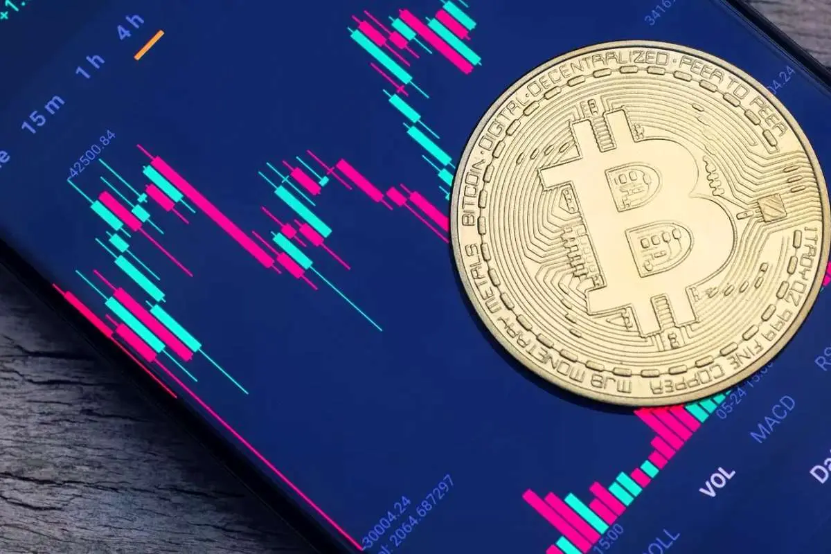 قیمت بیت کوین از ۱۰۰ هزار دلار عبور کرد!