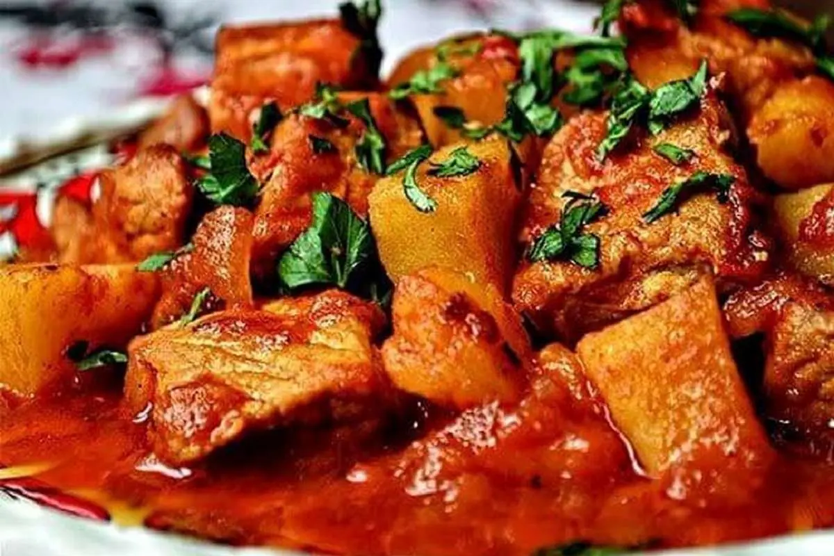 طرز تهیه و ترفندهای پخت تاسکباب با مرغ
