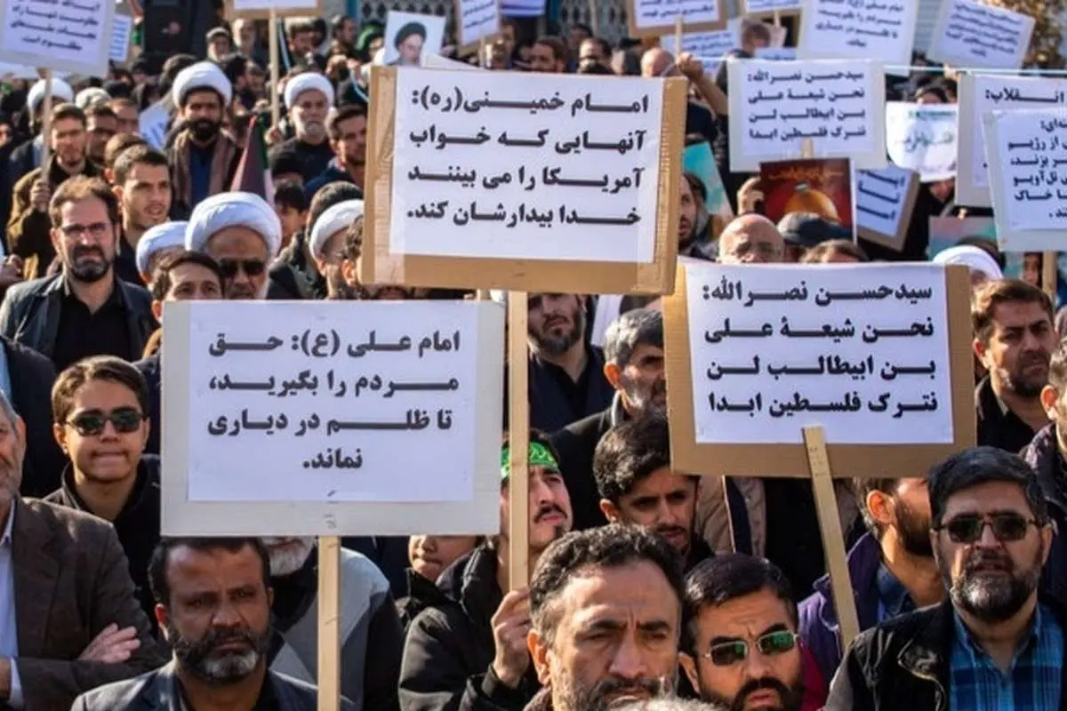 (تصاویر) تجمع قمی‌ها در مطالبه پاسخ دندان شکن به اسرائیل