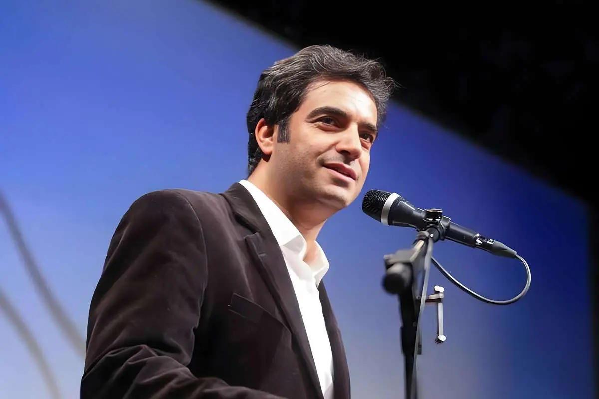 (ویدئو) منوچهر هادی و عوامل فیلمش در اولین برف تهران