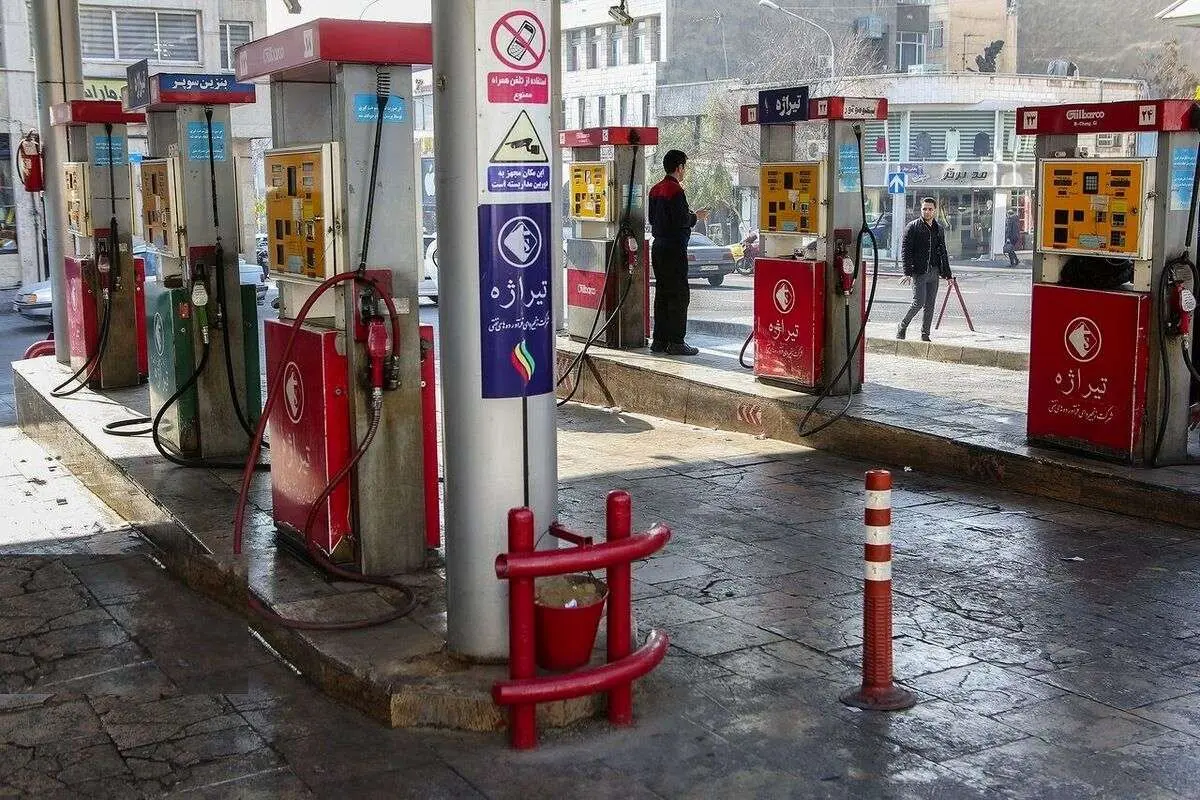 اخطار به جایگاههای سوخت متخلف درباره بخارات بنزین