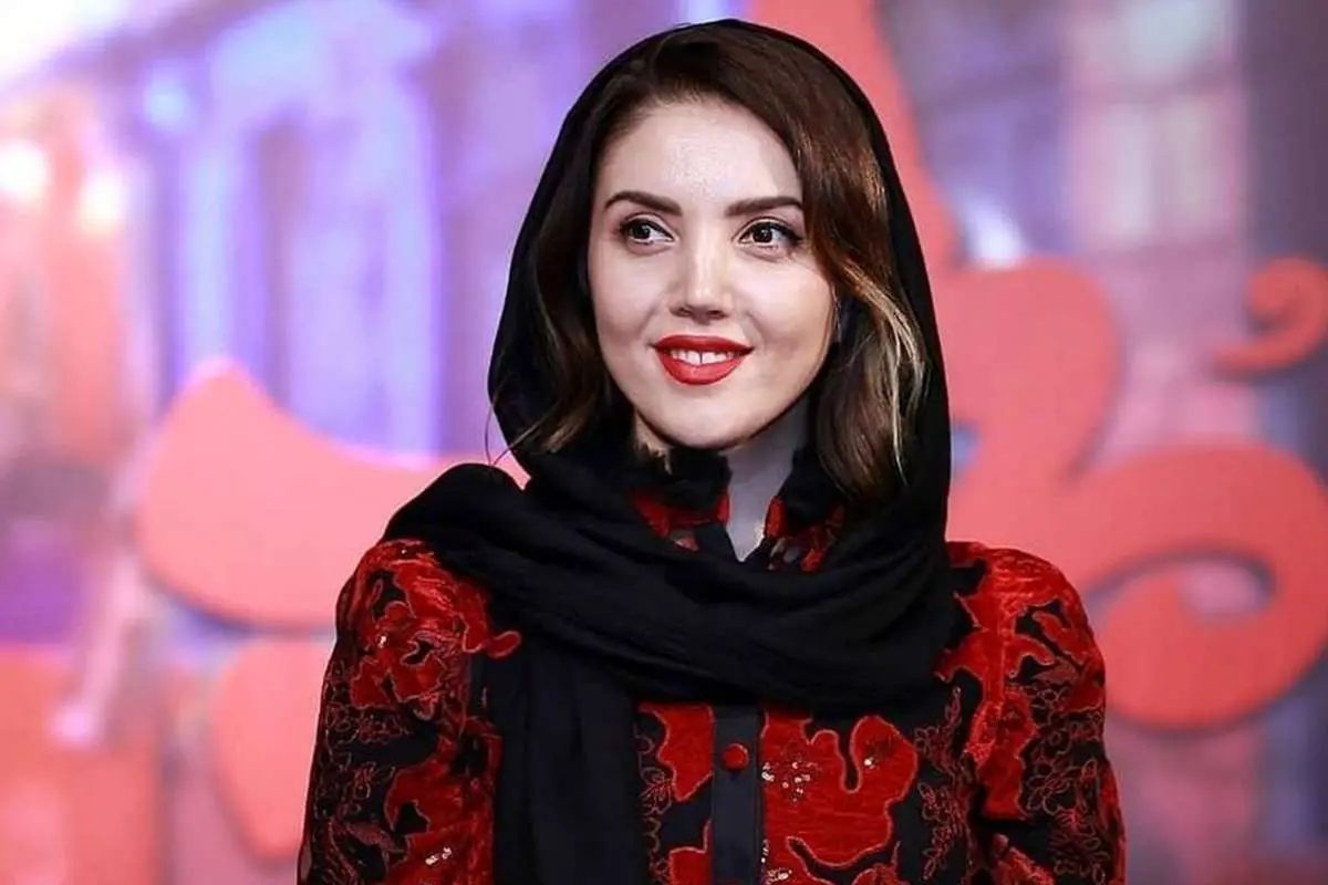 (ویدئو) واکنش جالب آیشهگول به تعارف یک راننده تاکسی ایرانی