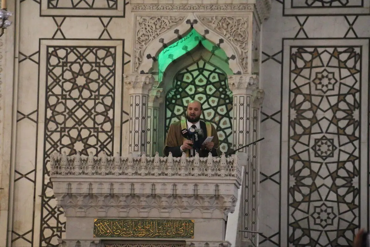 (تصاویر) اولین نماز جمعه دمشق پس از سقوط حکومت بشار اسد