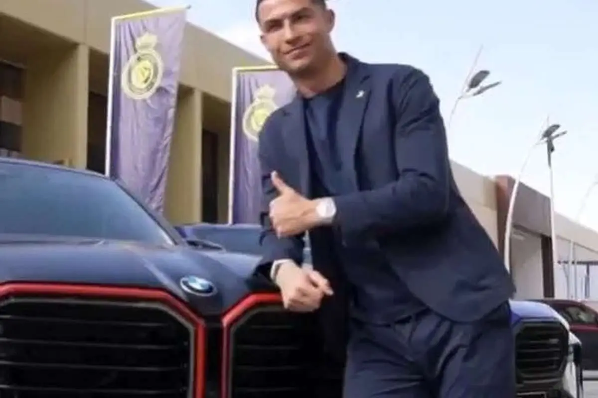 CR7 و تکمیل کلکسیون ماشینهای لاکچری؛ BMW هیبرید آفرودی جدید رونالدو