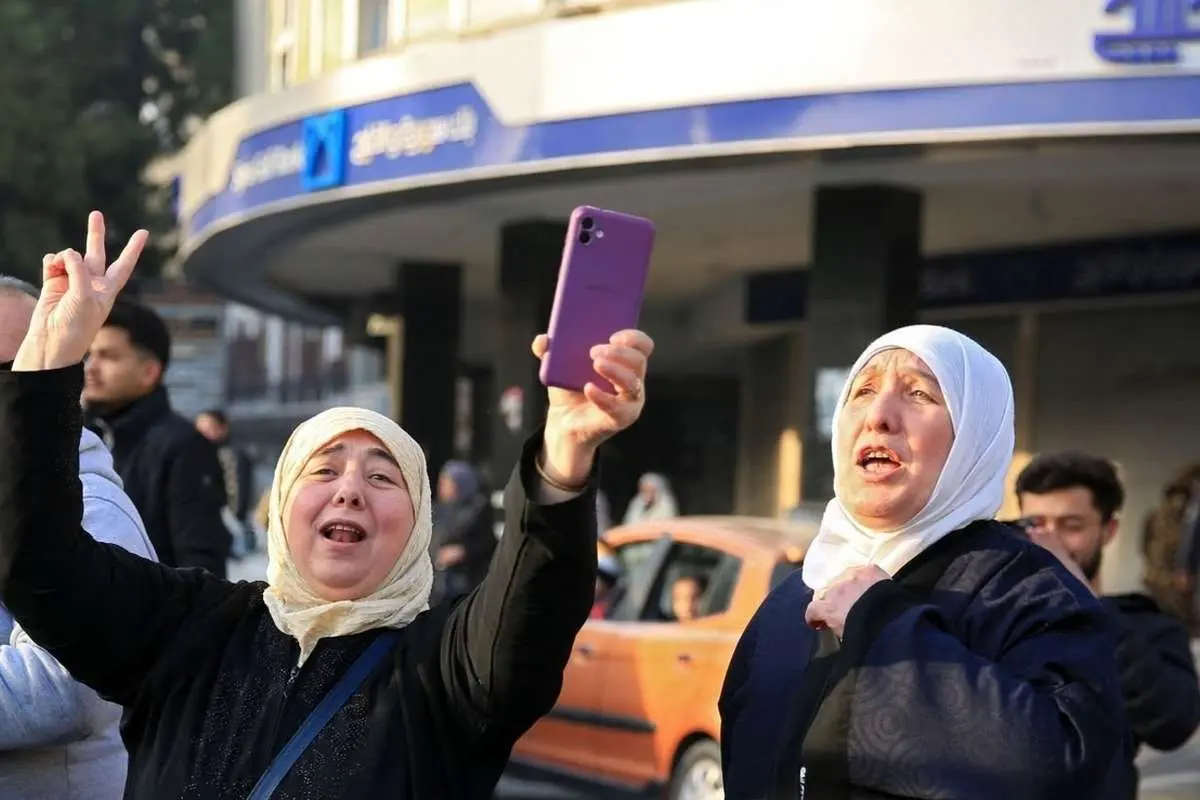 (تصاویر) پایان حکومت ۲۴ ساله بشار اسد