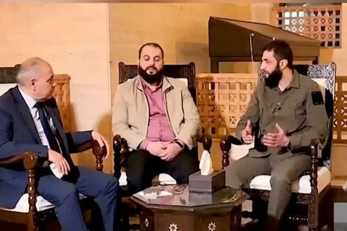 (ویدئو) دیدار ابومحمد الجولانی با نخست‌وزیر سابق سوریه