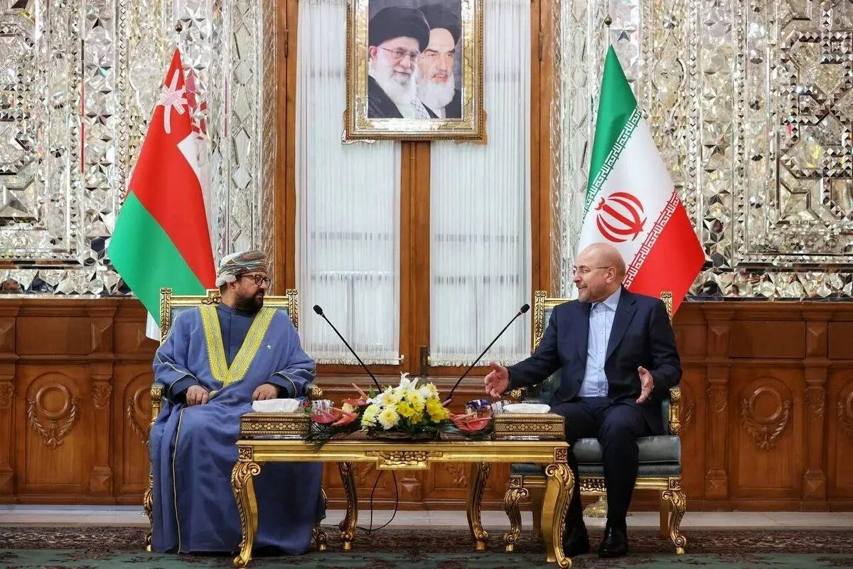 (تصویر) دیدار قالیباف با رئیس دیوان عالی سلطنت عمان