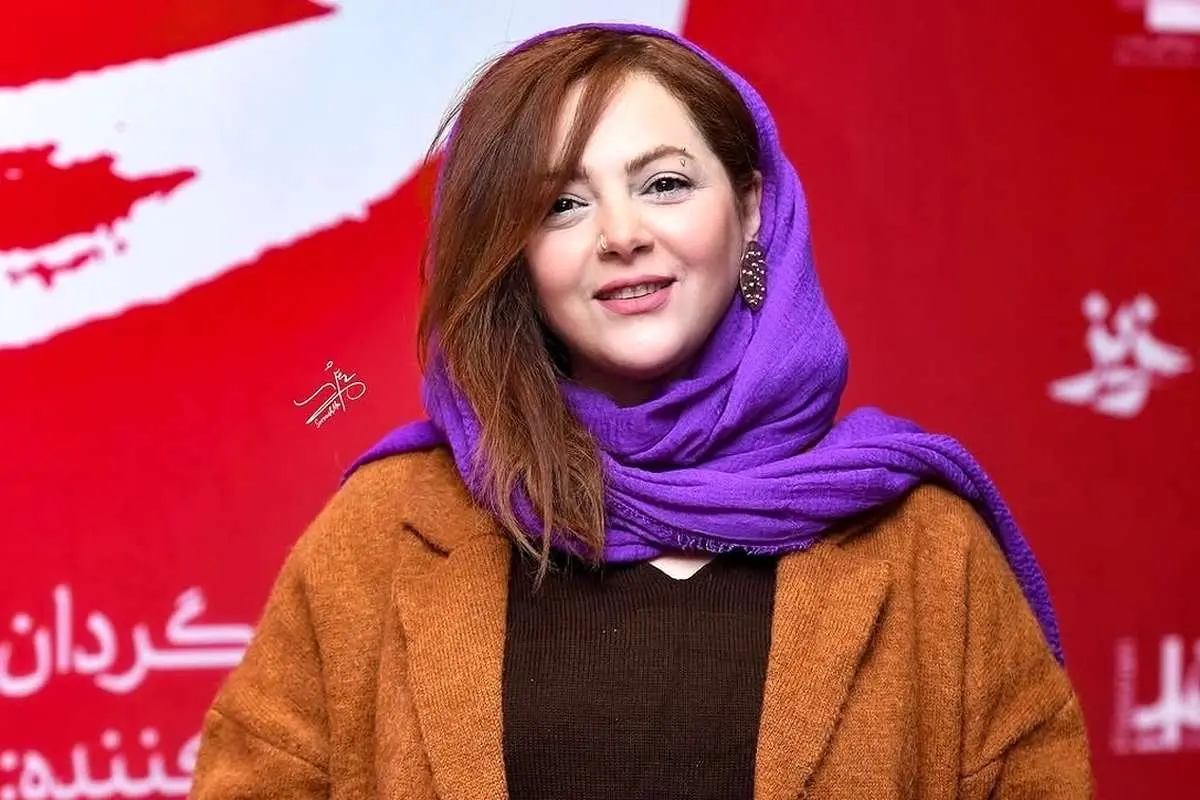 (عکس) تیپ و استایل چکامه چمنماه در حاشیه اکران یک فیلم