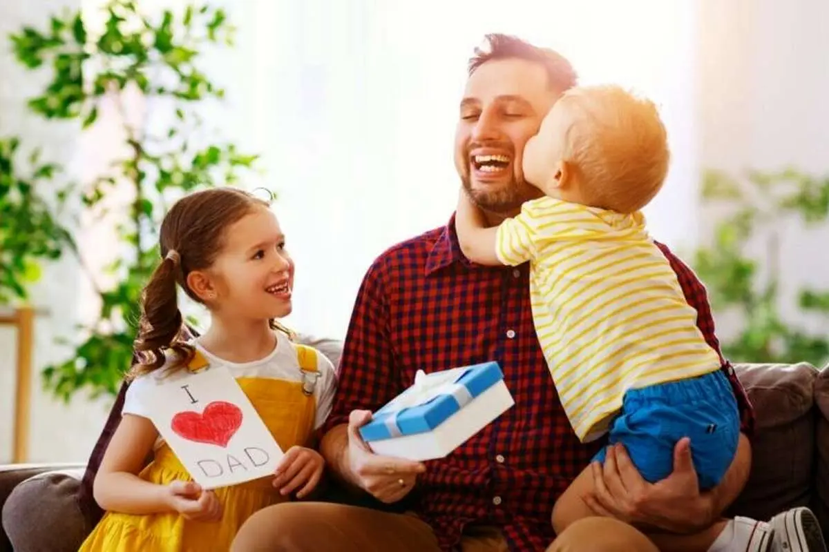 روز پدر در تقویم سال ۱۴۰۳ چندشنبه است؟