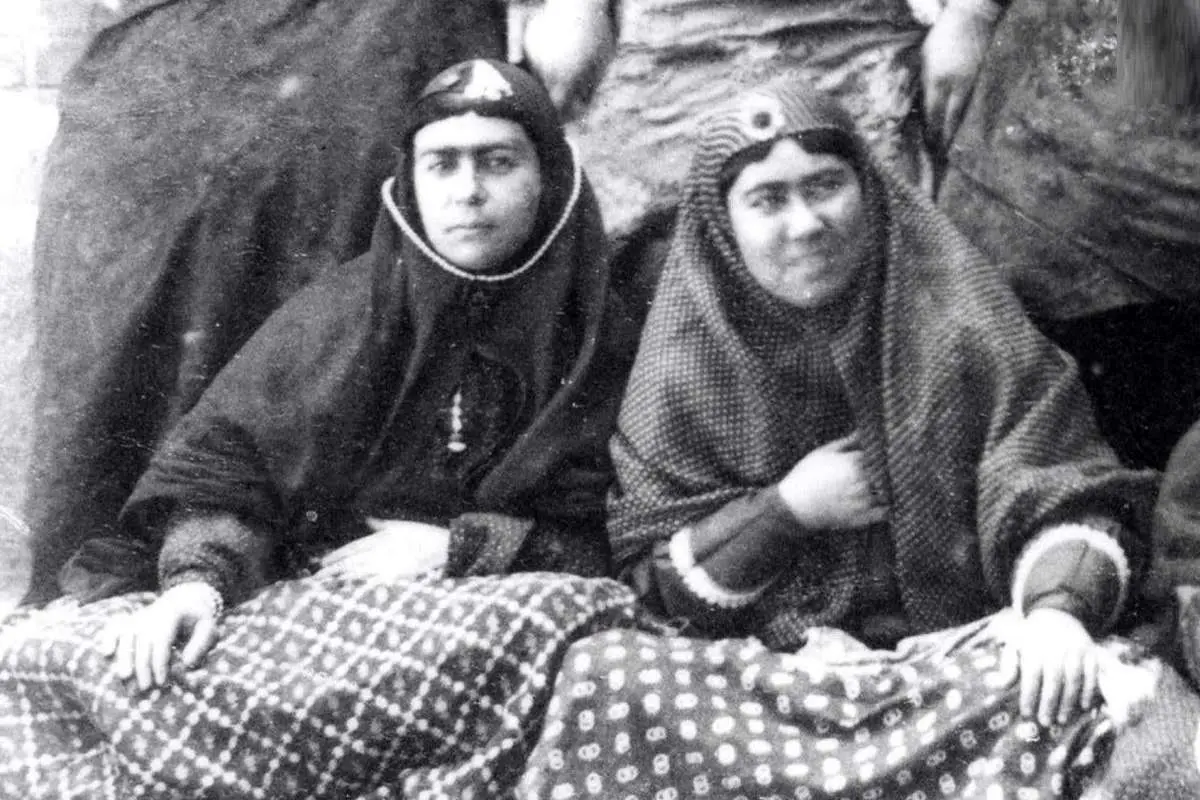 تصاویری از خندۀ «تحفهگل» تا کودکی که محبوب سوگلی شاه بود