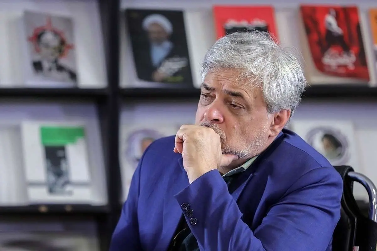 واکنش تند مهاجری به سخنگوی دولت: معنی وفاق این نیست که ۱۵ نفر بتوانند جلوی خواست دهها میلیون ایرانی بایستند