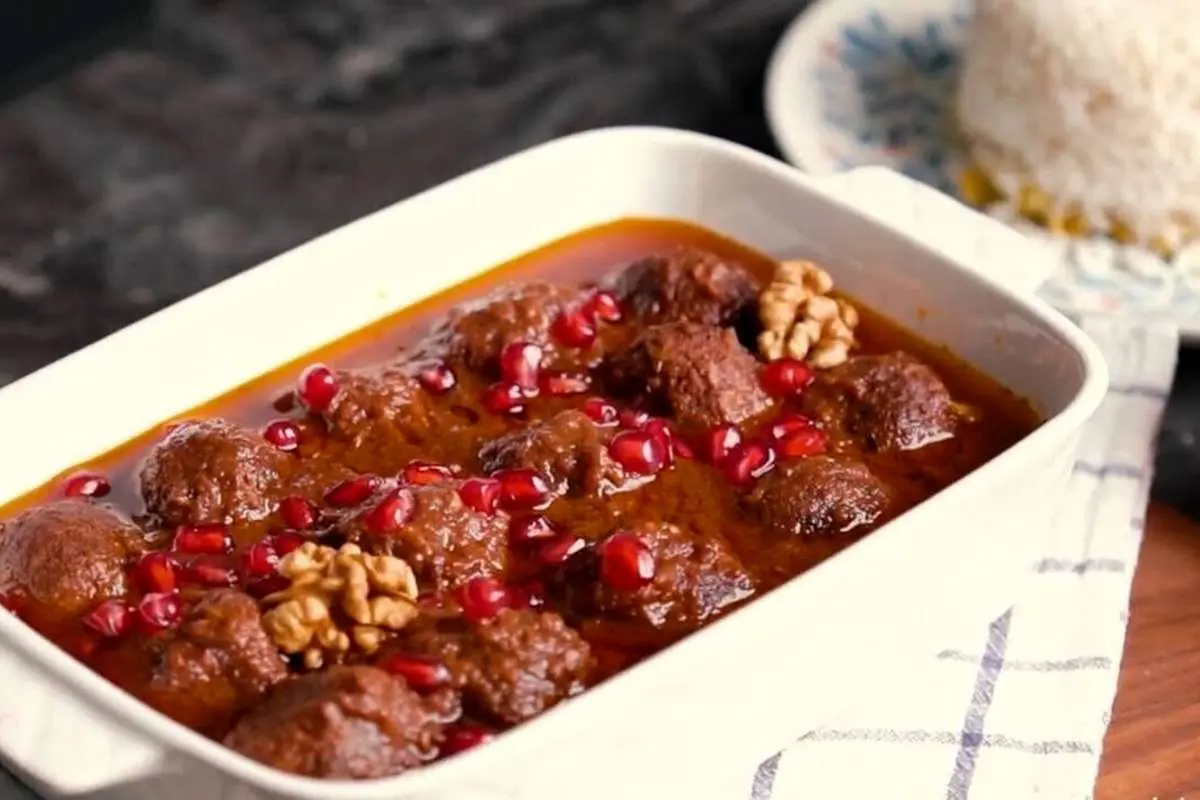 طرز تهیه کوفته انار و گردو؛ غذای مخصوص شب یلدا