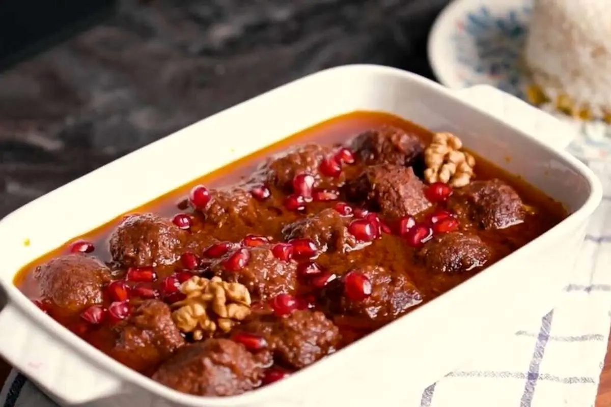 طرز تهیه یک غذای خوشمزه مخصوص شب یلدا