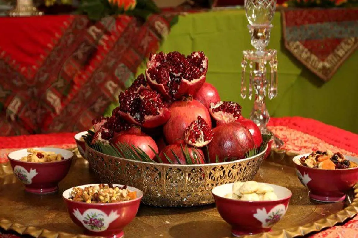 شب یلدا چی بخوریم؟