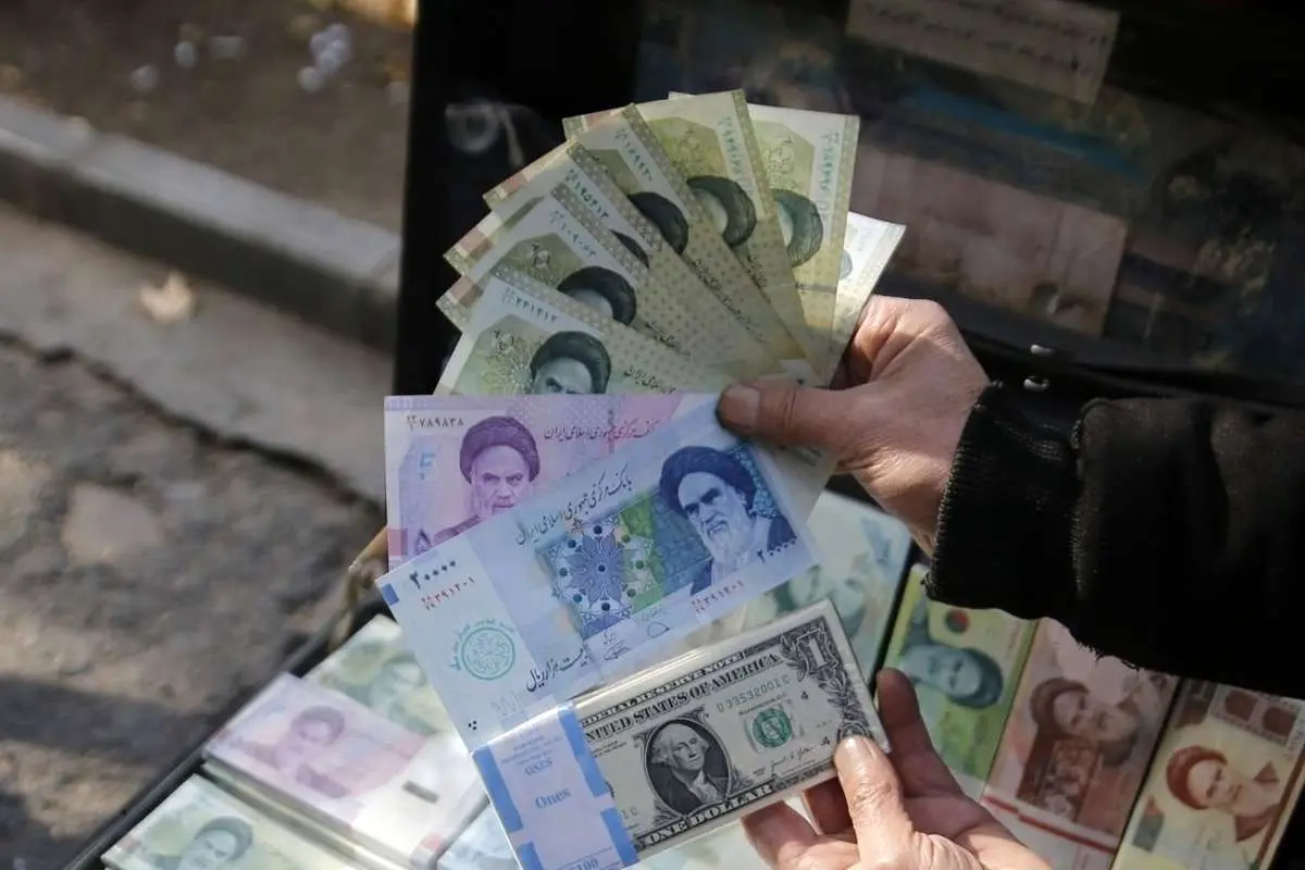 (تصاویر) گزارش رسانه خارجی از بازار ارز در تهران