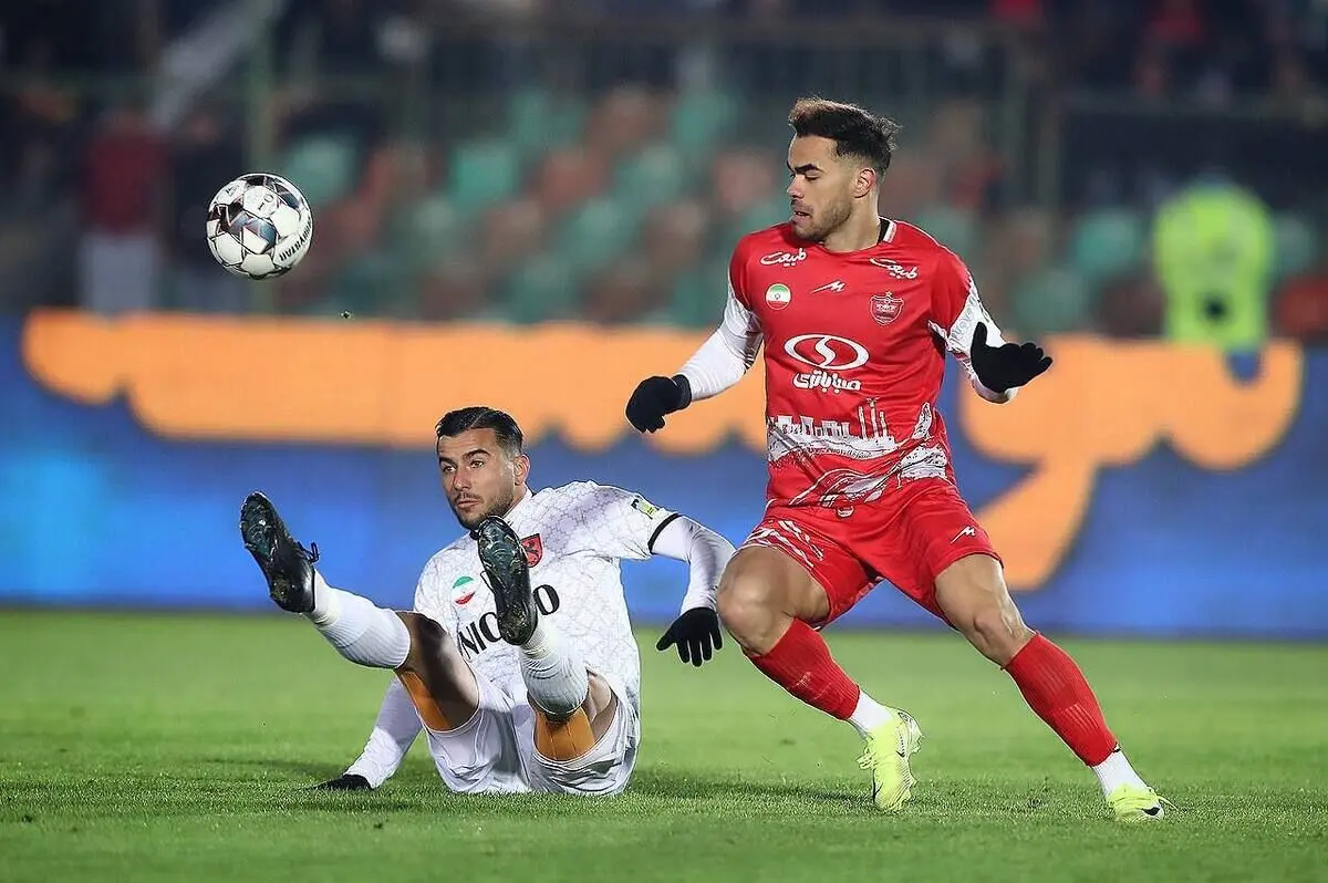 جزییات قرارداد جدید اوستون اورونوف با پرسپولیس