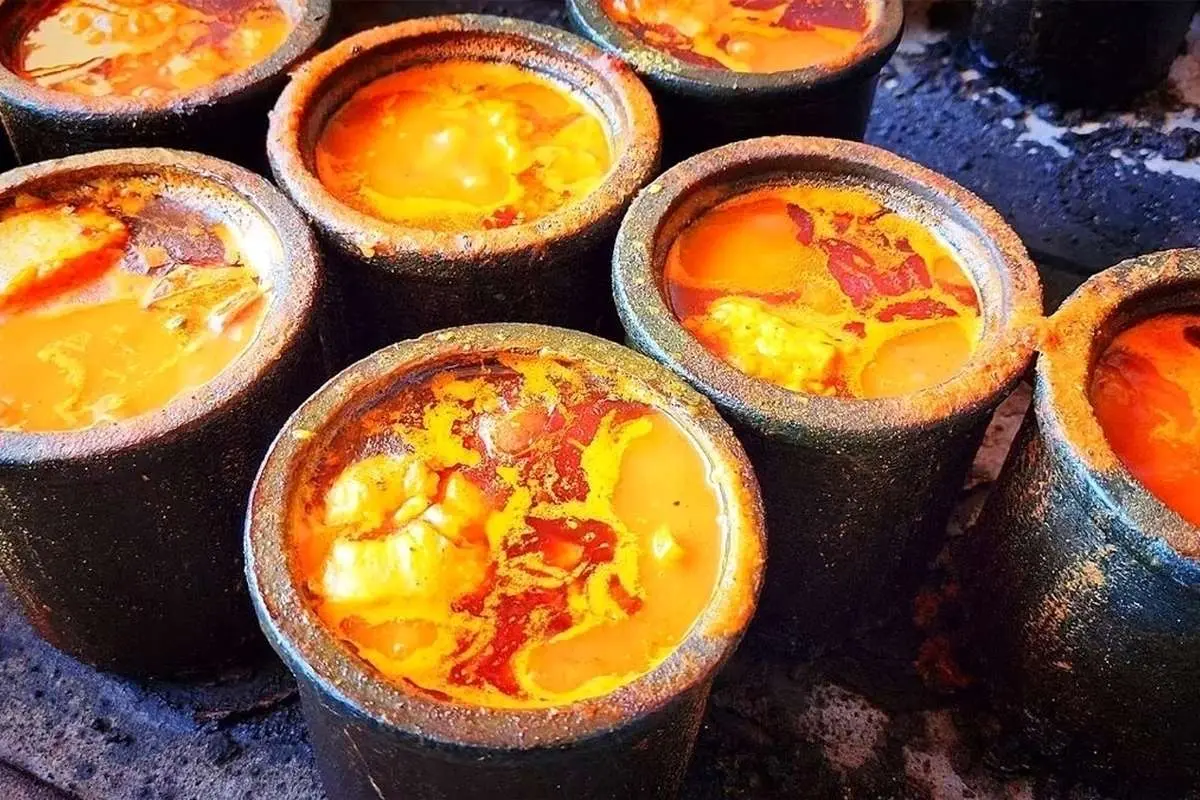 (ویدئو) پخت آبگوشت سنتی با قدمت ۵۲ سال در تهران