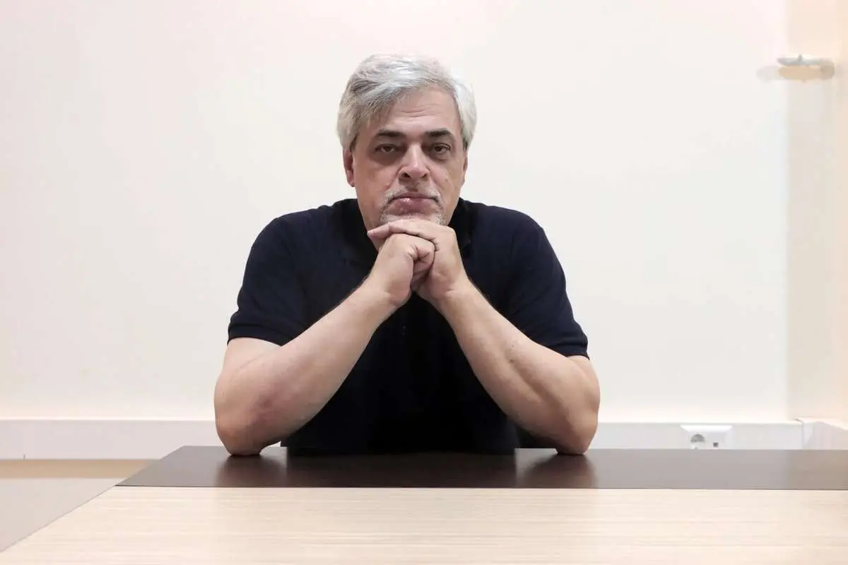 کنایه محمد مهاجری به اولویتهای کمیسیون امنیت ملی مجلس: بفرمایید خرما و حلوا!